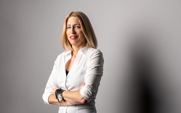 Porträt von Bala Trachsel, CEO der Berner Kreativagentur Republica und Co-Präsidentin der Swiss LiveCom Association